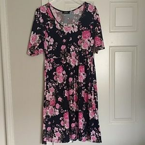 3/4 sleeve empire waist floral dress